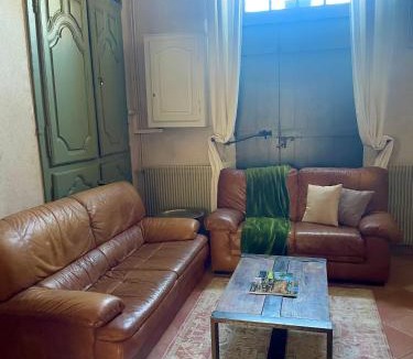 Le Ledat Villa | Grande Maison de famille, 12pers, Piscine privée, Vallée du Lot & Bastides