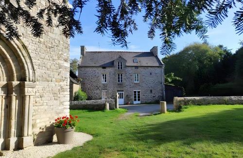 Saint-Lormel House | Grande maison familiale