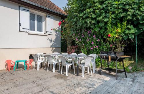 Ifs House | Grande Maison Familiale - 10 Pers - Caen et Plages du Débarquement