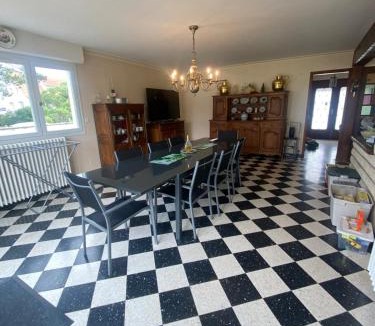 Asnelles House | Grande Maison familiale 50m de la plage - Le nid d'Asnelles