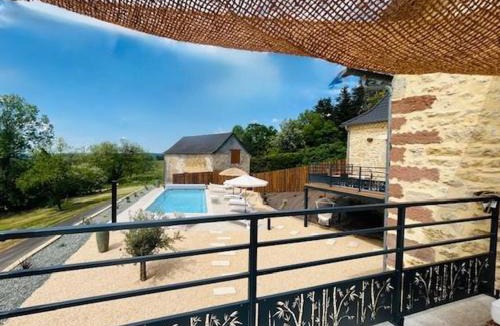 Coubjours House | Grande Maison Familiale avec Piscine Privée et Animaux Bienvenus - FR-1-616-527