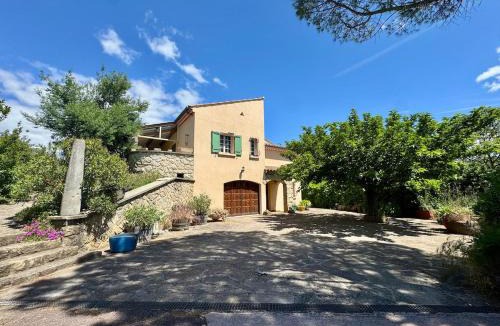 Villeneuve-de-Berg House | Grande maison au cœur de l'Ardèche 12 personnes