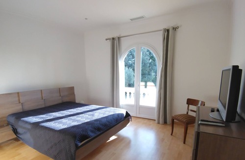 Capestang House | Grande Maison Individuelle