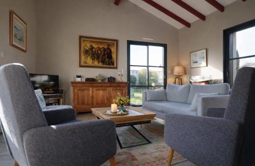 Olonne-sur-Mer House | grande maison jardin clos 8 personnes