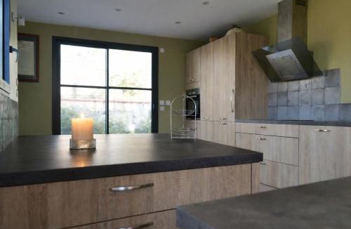 Olonne-sur-Mer House | grande maison jardin clos 8 personnes