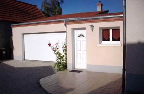 Nouan-sur-Loire House | Grande maison rénovée près d'Orléans et Chambord - Idéale pour familles et amis - FR-1-590-12