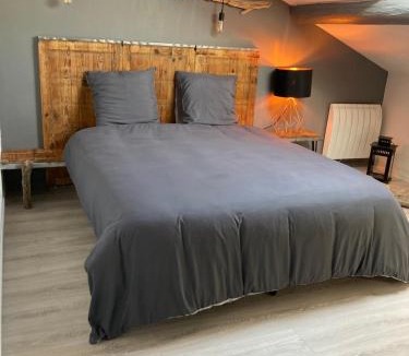 Entraigues-sur-la-Sorgue Apartment | Grande terrasse CLIM parking privé SMART TV, local velos