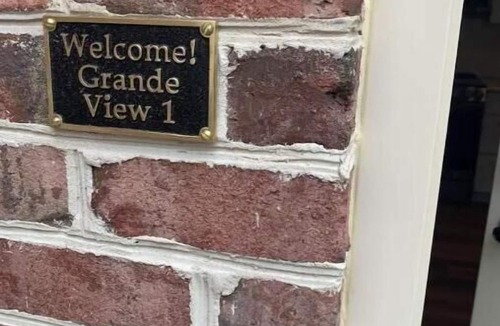 Cardiff Apartment | Grande View 1