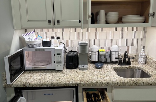 Cardiff Apartment | Grande View 2