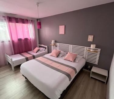 Longages Villa | Grande villa avec piscine et spa