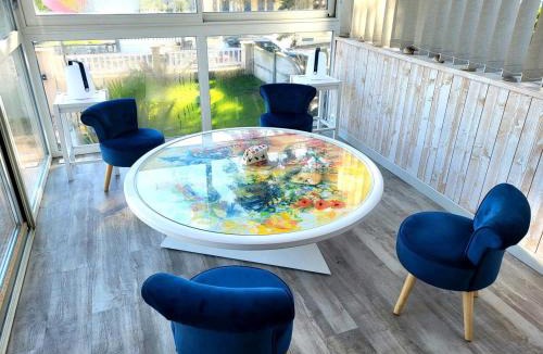 Saint-Germain-sur-Ay Villa | Grande villa bord de mer