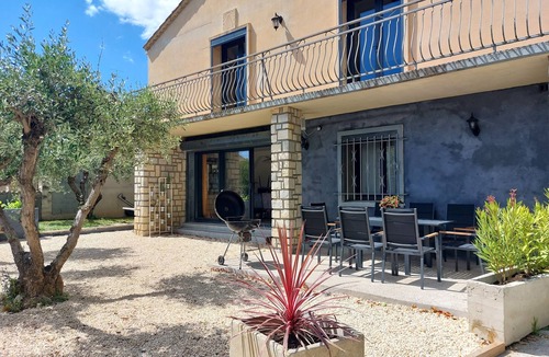 Aimargues House | Grande Villa Moderne au Cœur de la Camargue