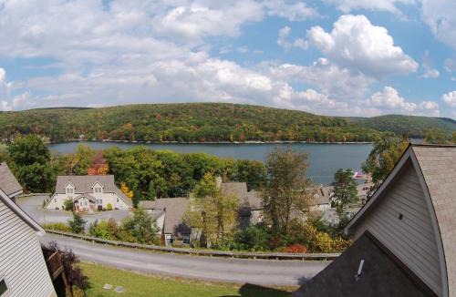 Thayerville House | Grande Villa