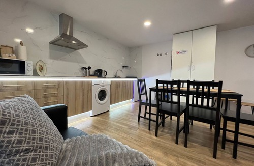 Sant Antoni Apartment | Grandera Apart's - Carbonell 1, Apart A