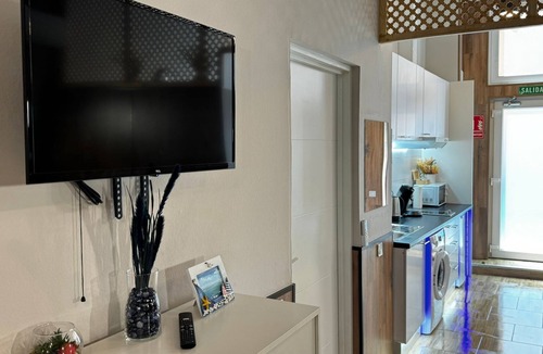 Poblats Maritims Apartment | Grandera Apart's - Lliri 32, Apart 7