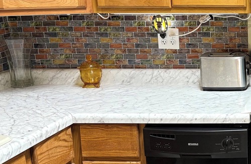 Hanover House | Grandest Lil Blue River RentalUnits A/BnWhole household
