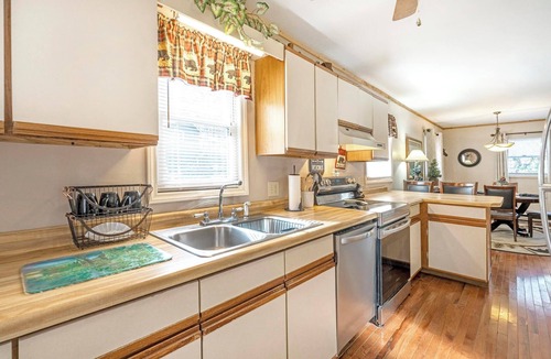 Banner Elk House | Grandfathers Gem Getaway-Mtn House, Hot Tub, Fire-Pit, Grill, Fireplace