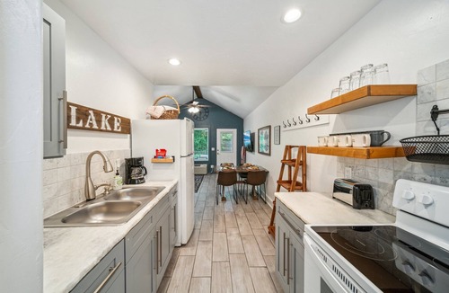 Grove Cottage | GrandLake*Kayak*ForestView*Firepit*Kings*Lakefront