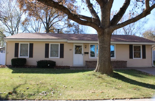 Iowa City House | Grandma's House - home away from home, close to UI, downtown IC and Coralville