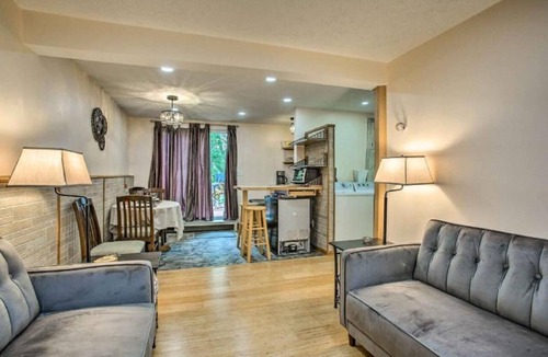 Lake Ann Apartment | Grandma's House LA 1-bedroom apartment just 22 minutes to Lake Michigan