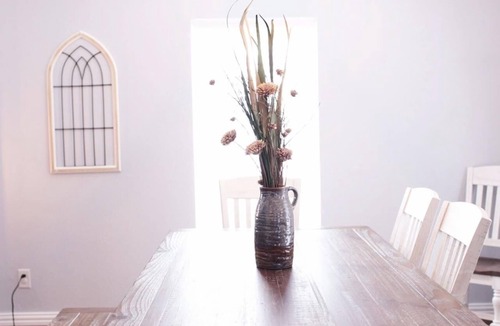 Sayles Blvd. Area House | Grandma’s cottage- centrally located