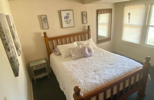 Poteau Other | Grandmas FarmHouse 3bd n Poteau OK. Charming & Quiet, mins to everything