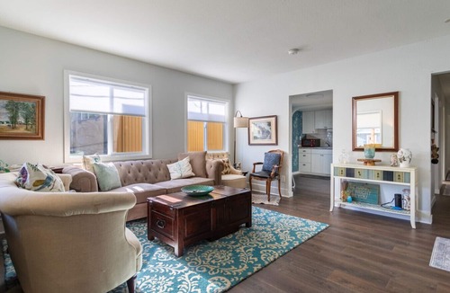 Washington Park Apartment | Grandmillennial-Style | UW Cap Hill | EV Charging