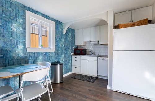Washington Park Apartment | Grandmillennial-Style | UW Cap Hill | EV Charging