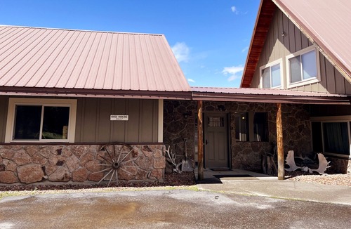 West Yellowstone House | Grandpa's Cabin - great family retreat with a view