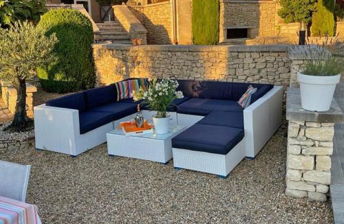 Apt House | Grands Abayers