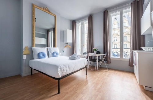 Quartier du Faubourg-Montmartre Apartment | Grands Magasins - Opéra 33 :cosy apt. for 4