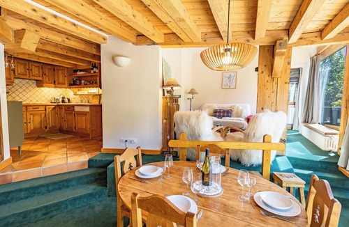 Meribel Centre Apartment | Grands Sorbiers #14 - 4 guests - Ski in - Ski out