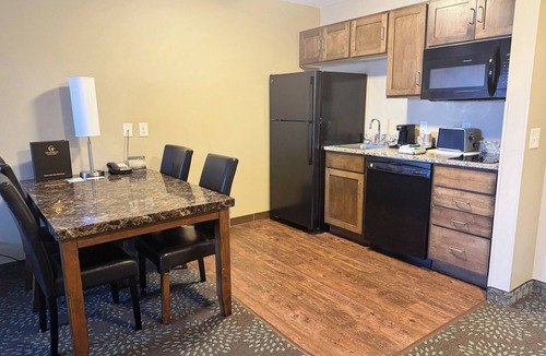 Delano Hotel | GrandStay Delano
