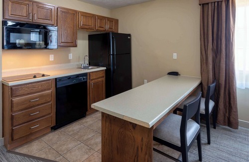 Luverne Hotel | Grandstay Hotel And Suites Luverne