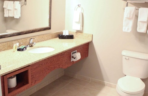 Perham Hotel | GrandStay Hotel & Suites Perham