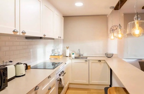 El Tarter Apartment | Grandvalira: Cozy Home with Terrace & Parking