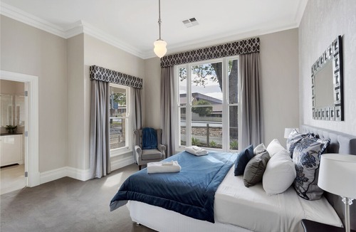 Mount Barker House | Grandview Accommodation - The Adelaide