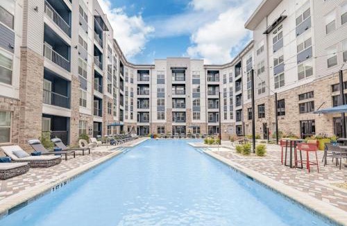 Crestline Heights Apartment | Grandview Apartment near Medical Ctr