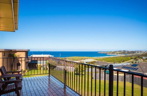 Kianga House | Grandview House - Ocean Views