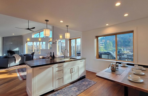 Ashland House | Grandview of Ashland