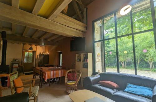 Pouligny-Saint-Pierre House | Grange éco-rénovée au cœur de la nature - FR-1-591-633