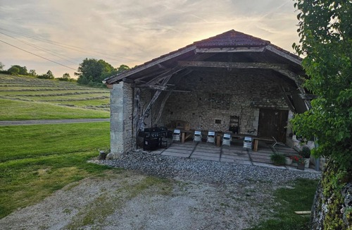 Pons House | Grange Aménagée Avec Piscine