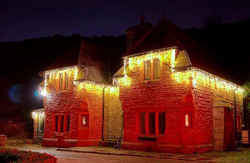 Bolton House | Grange Cottage