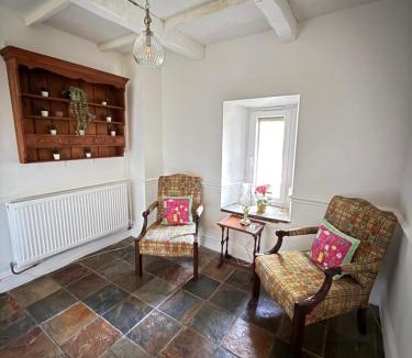 Bolton House | Grange Cottage