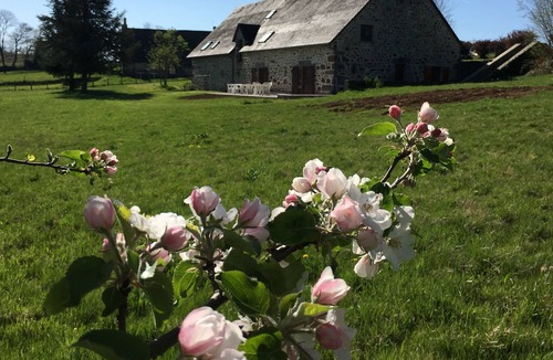 Saint-Cirgues-de-Malbert House | Grange authentic Auvergne