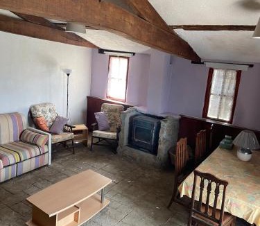 Saint-Paul-Mont-Penit House | Grange