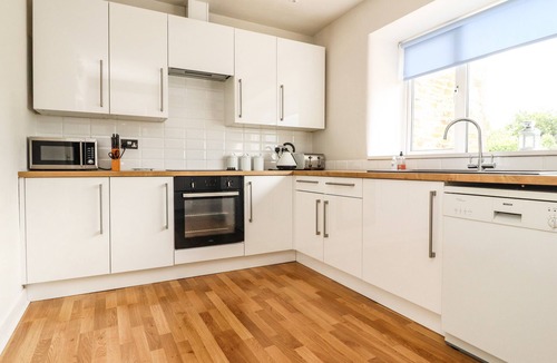 Carleton Cottage | GRANGE HOUSE, family friendly, with a garden in Carleton-In-Craven