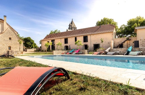 Assier House | Grange La Roca Masia