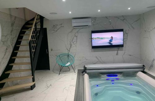 Chavelot Bed & Breakfast | Grange&Lodge