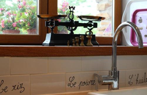 L'Epinay-le-Comte House | Grange restaurée avec jardin, animaux acceptés, WiFi inclus - FR-1-497-63
